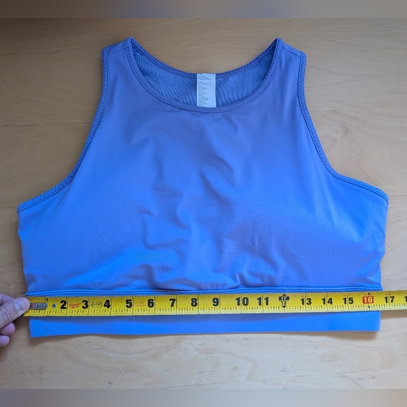 FABLETICS Women Lilac Sports Bra Size 1X Plus Size Back Pocket Activewear - Picture 6 of 7